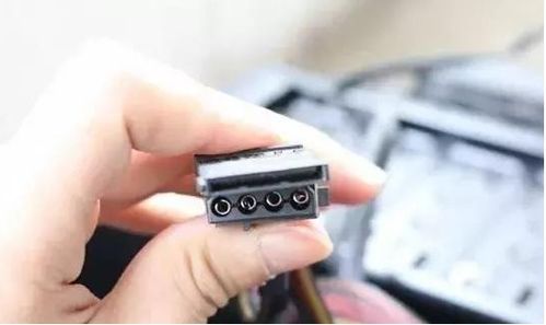 電腦電源功線接法圖文詳解 電腦圖文設(shè)計(jì)必備知識(shí)